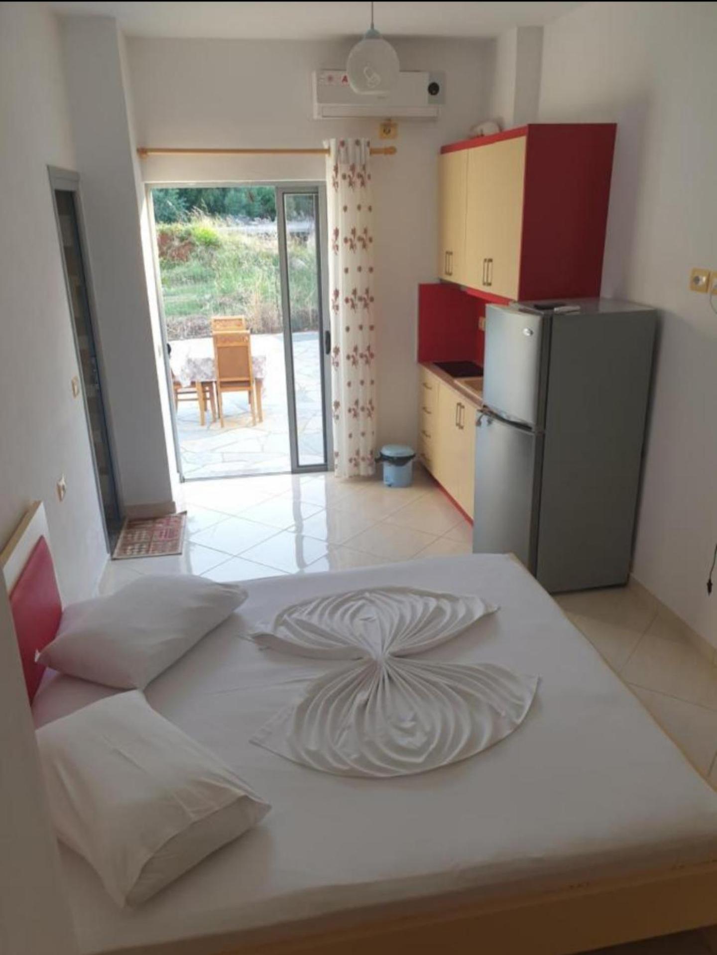 Alinani Apartments Ksamil Exteriör bild